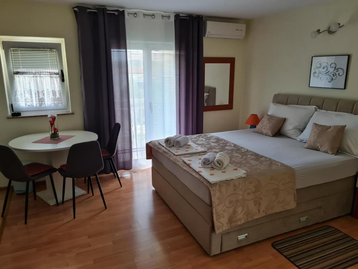 Apartments Bosnjak Šibenik Buitenkant foto